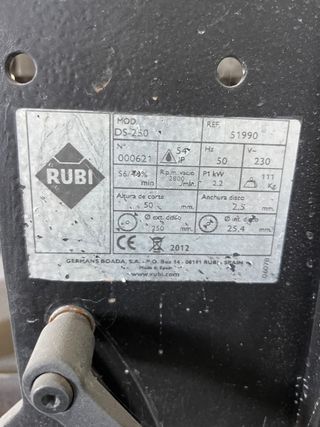 Cortadora azulejos Rubi Ds-250