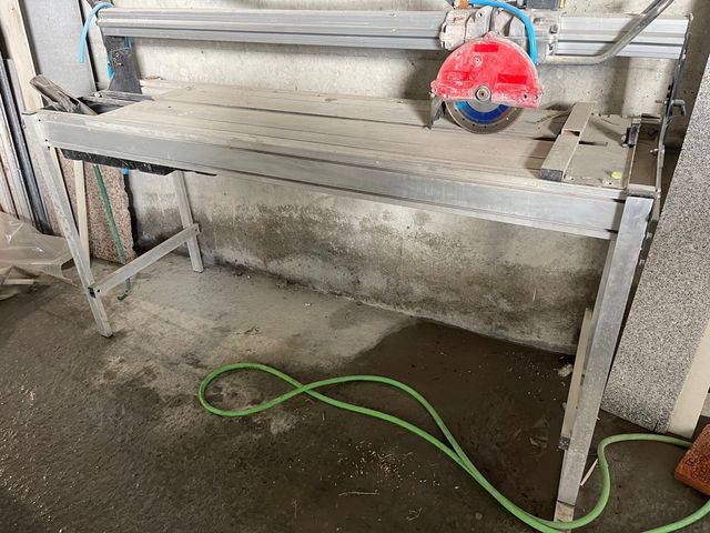 Cortadora azulejos Rubi Ds-250