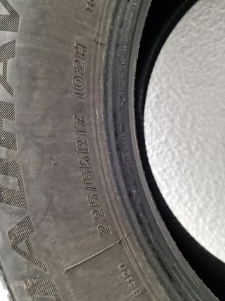 4x4 Firestone Roadhawk 225/65/17