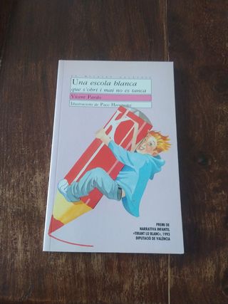 Mueble de patas de maquina de coser