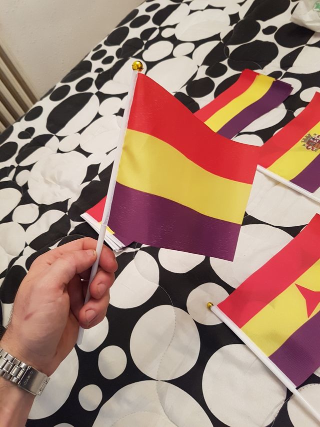 mini banderas republicanas de tela