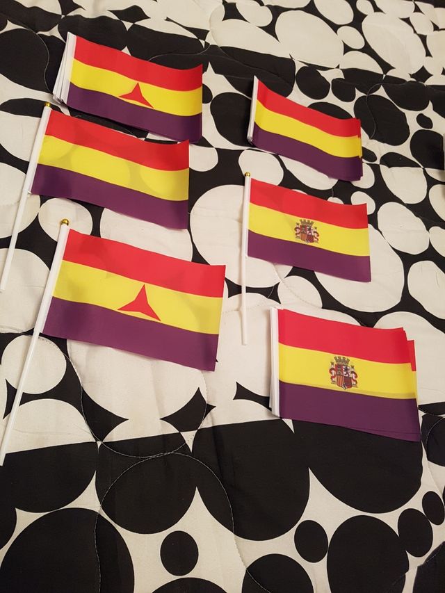 mini banderas republicanas de tela