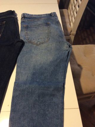 Tres pantalones Caballero. T. XXL.