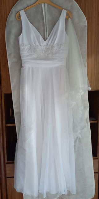 Vestido de novia + velo de novia