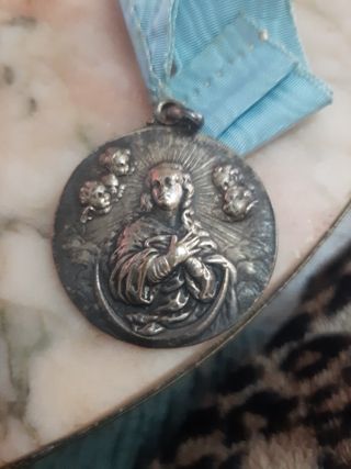 medalla religiosa antigua