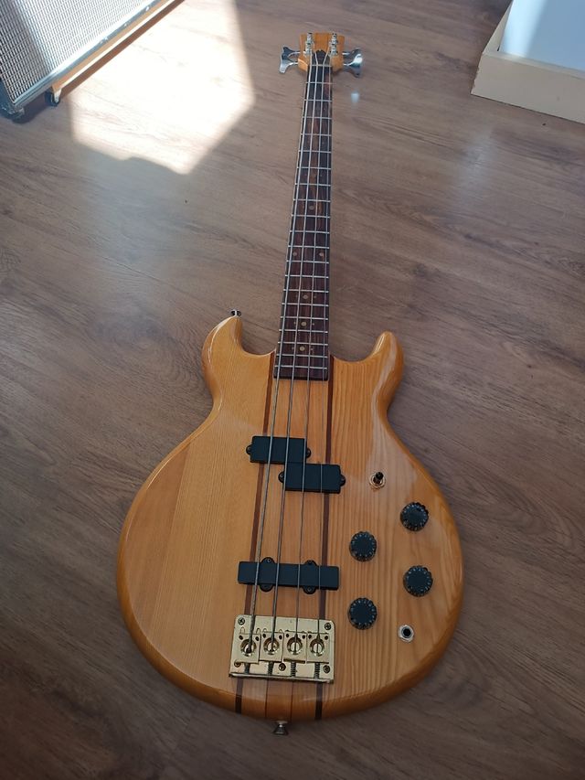 Baixo Kay DC-3X Matsumoko