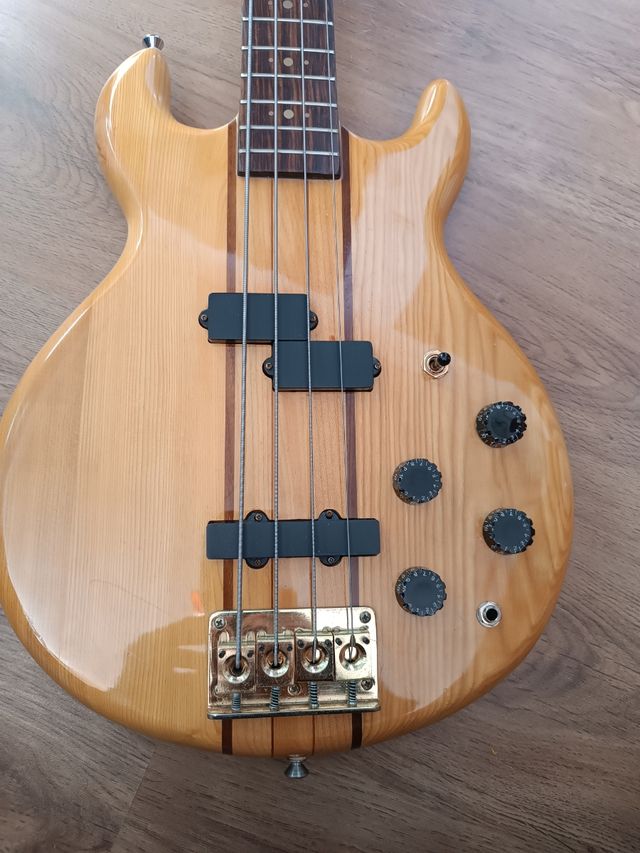 Baixo Kay DC-3X Matsumoko