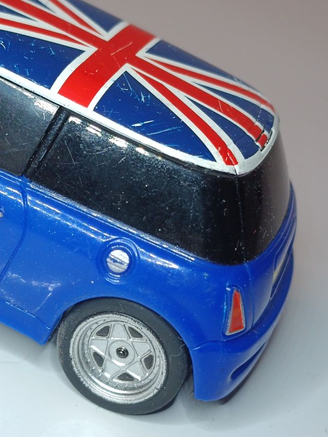 MINI COOPER 1/43 CARRERA GOO