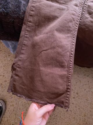 pantalón campana marrón