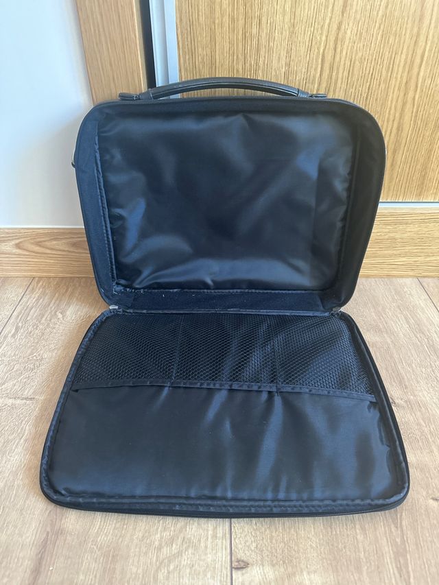 Maletin para ordenador portátil de piel