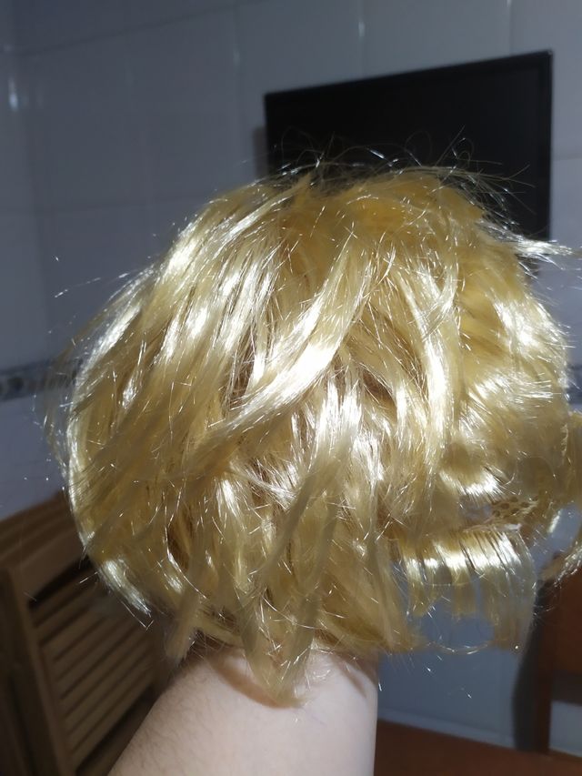 Peluca rubia pero corto