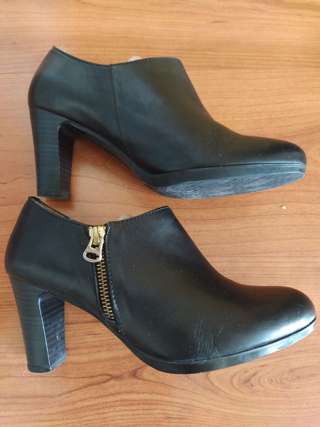 Zapatos mujer tacón negros Hispanitas