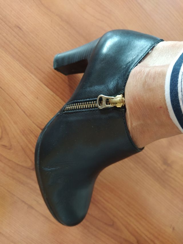 Zapatos mujer tacón negros Hispanitas