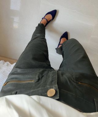 Pantalón encerado Zara