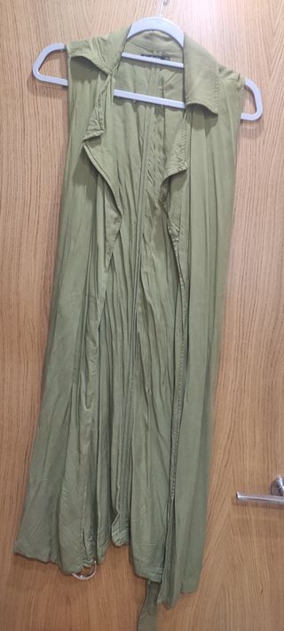 Chaleco verde militar