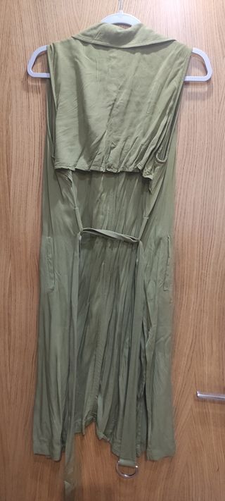 Chaleco verde militar