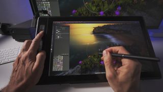 HUION Kamvas Pro 16 2.5k Tableta Grafica 145% SRGB