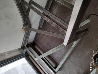 10€   Escaleras Metálicas