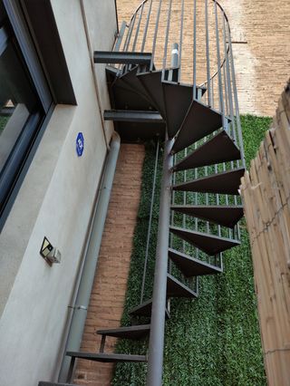 10€   Escaleras Metálicas