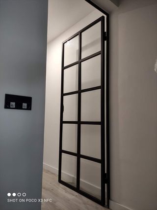 10€ Puertas y cerramiento Metálico 