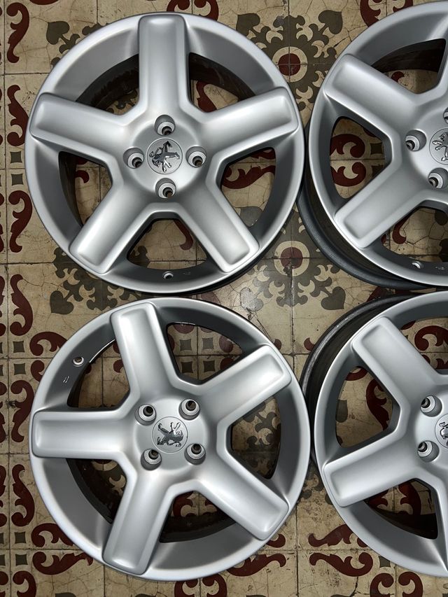 Llantas Orig. Peugeot R. 17 4-108 Citroen