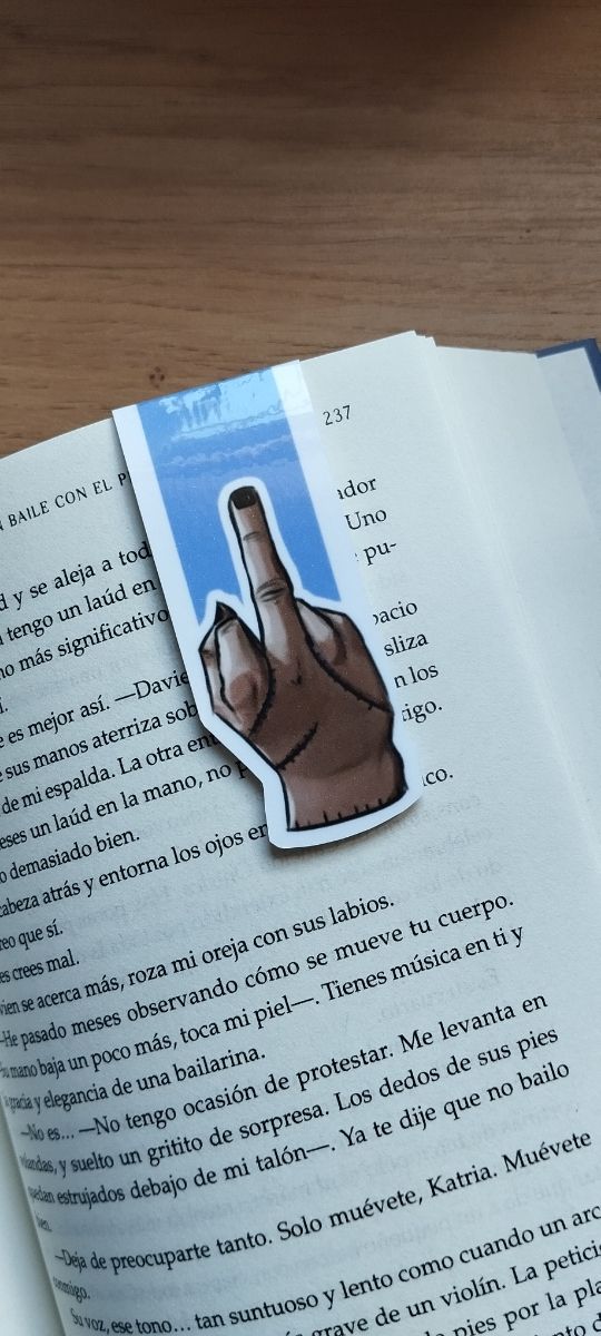 Marcapáginas, Cosa de Wednesday