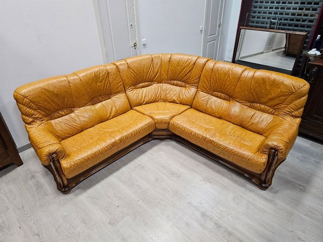 Rinconera Rustica de Piel y Madera