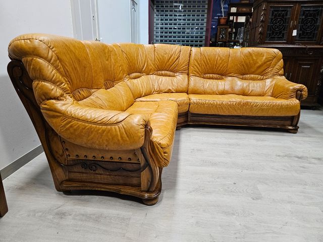 Rinconera Rustica de Piel y Madera