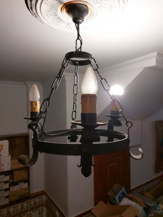 Lámpara de forja de techo