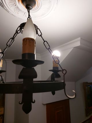 Lámpara de forja de techo