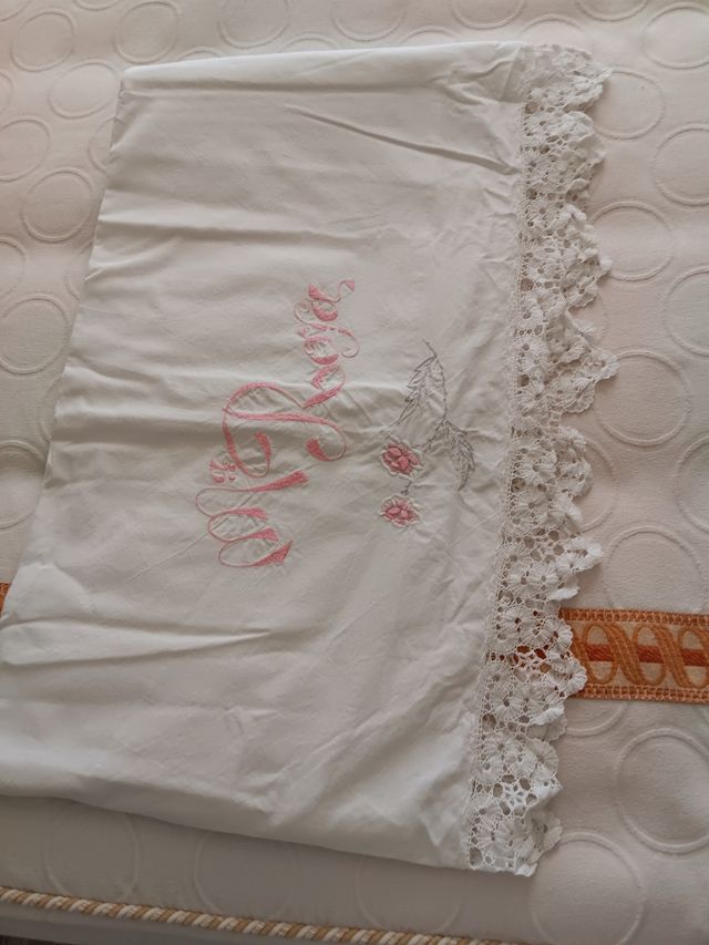 SET BIANCHERIA DA LETTO RICAMATO