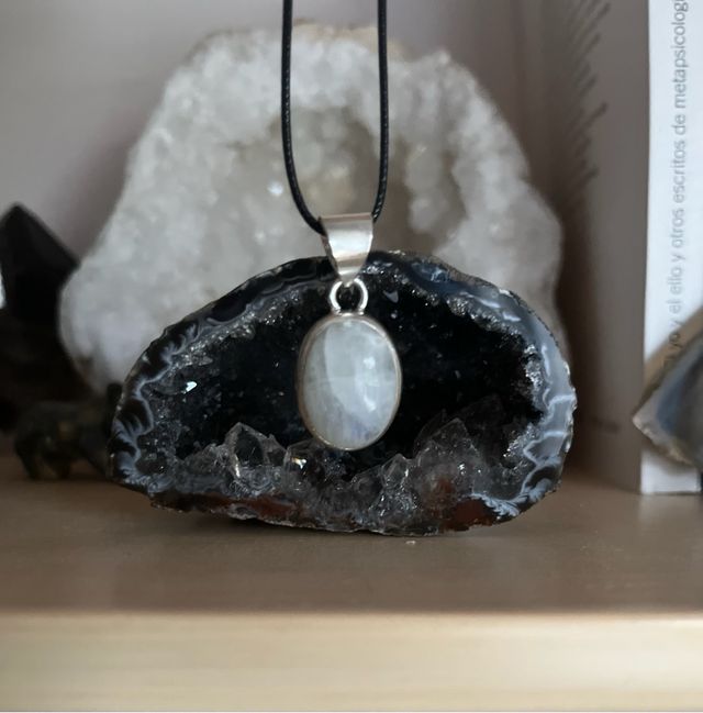 Colgante piedra luna plata