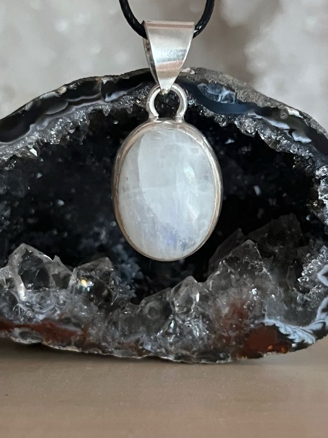 Colgante piedra luna plata