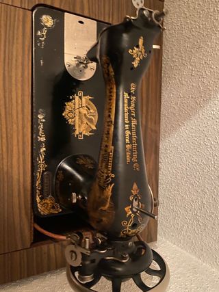 Maquina coser Singer antigua