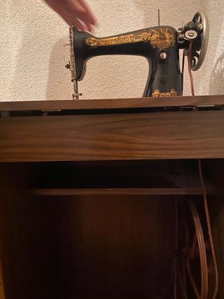 Maquina coser Singer antigua
