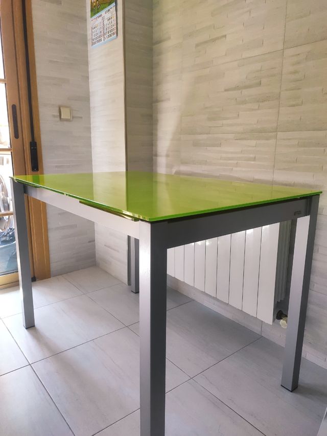 Mesa cristal extensible