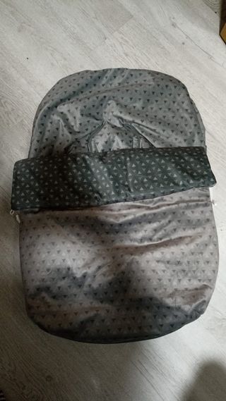 Saco maxicosi.