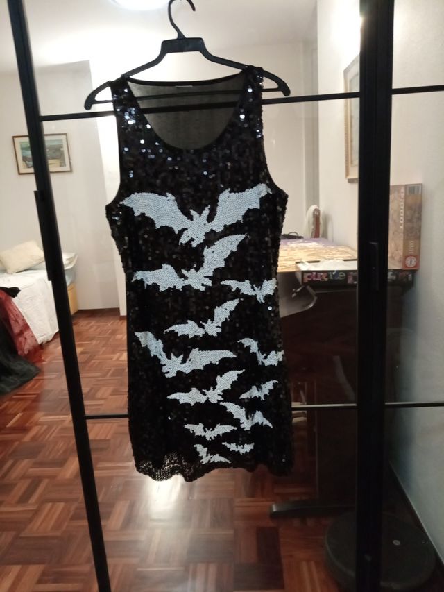 Vestido de lentejuelas murciélagos