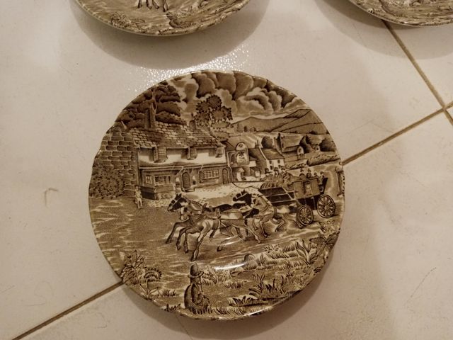 Platos Pontesa Made In Spain Safe Ware Underglaze