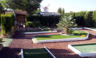 Casa rural con jacuzzi piscina y pista de padel