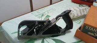 Cepillo de mano madera.