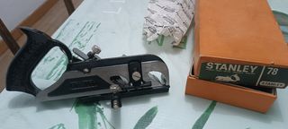 Cepillo de mano madera.