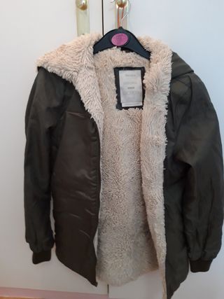 anorak chica Bershka t.XS 