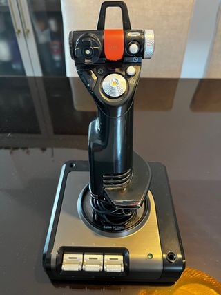 H.O.T.A.S. Saitek X52Pro