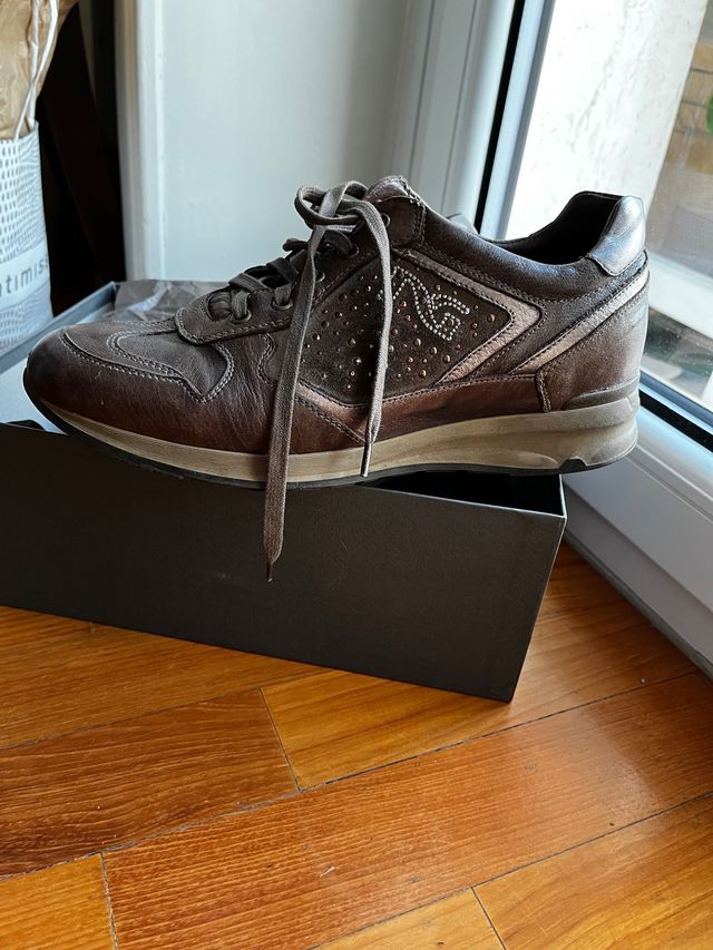 snikers nero giardini marroni in pelle