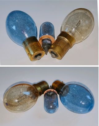 Flash con accesorios para cámara de fotos antigua