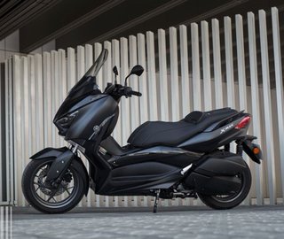 YAMAHA Xmax 400cc