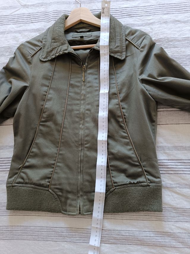 Cazadora entretiempo