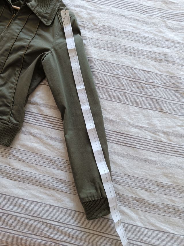 Cazadora entretiempo