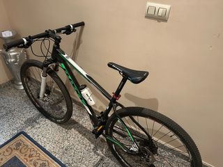 bicicleta B-PRO.